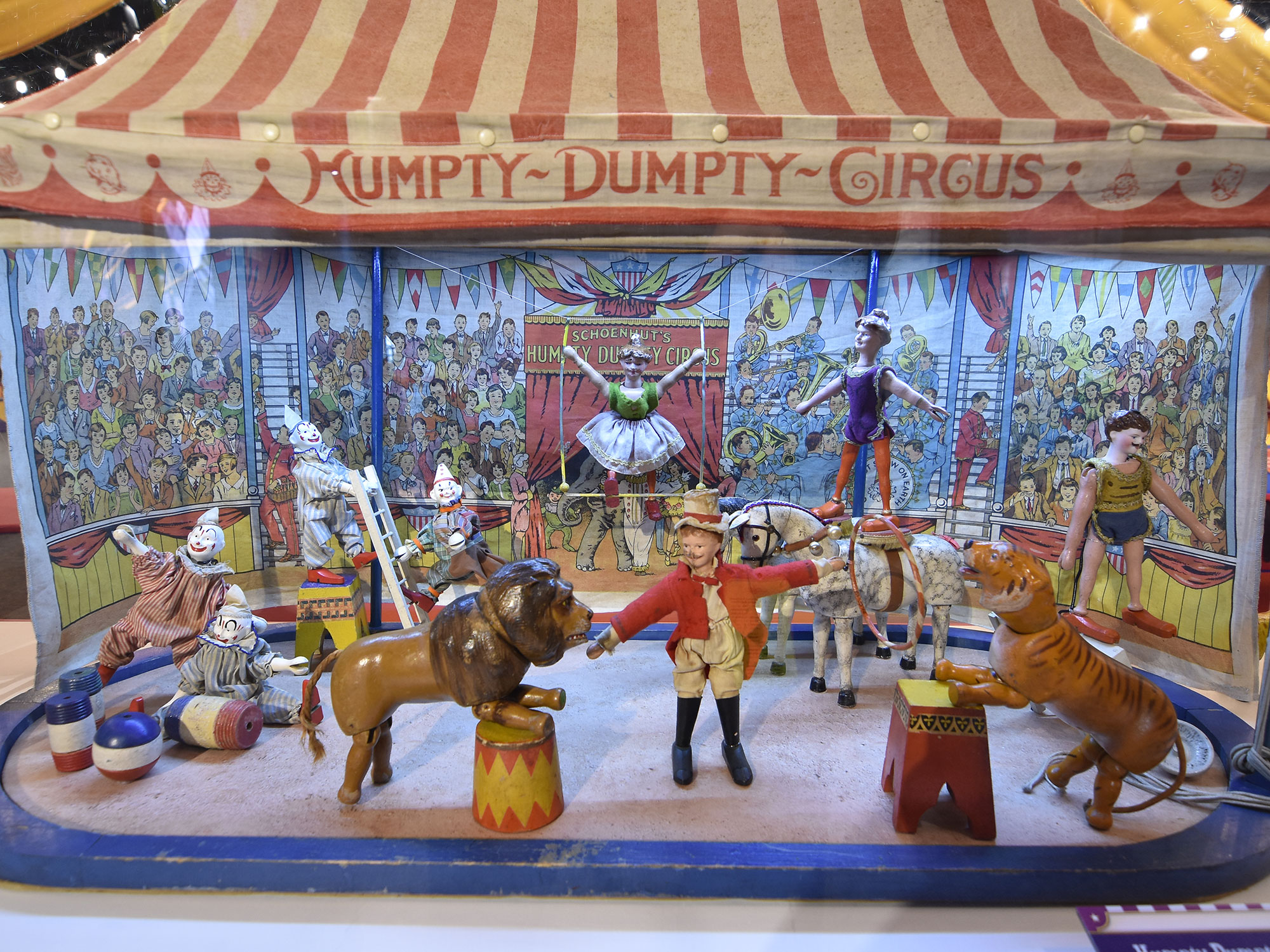 Humpty Dumpty circus